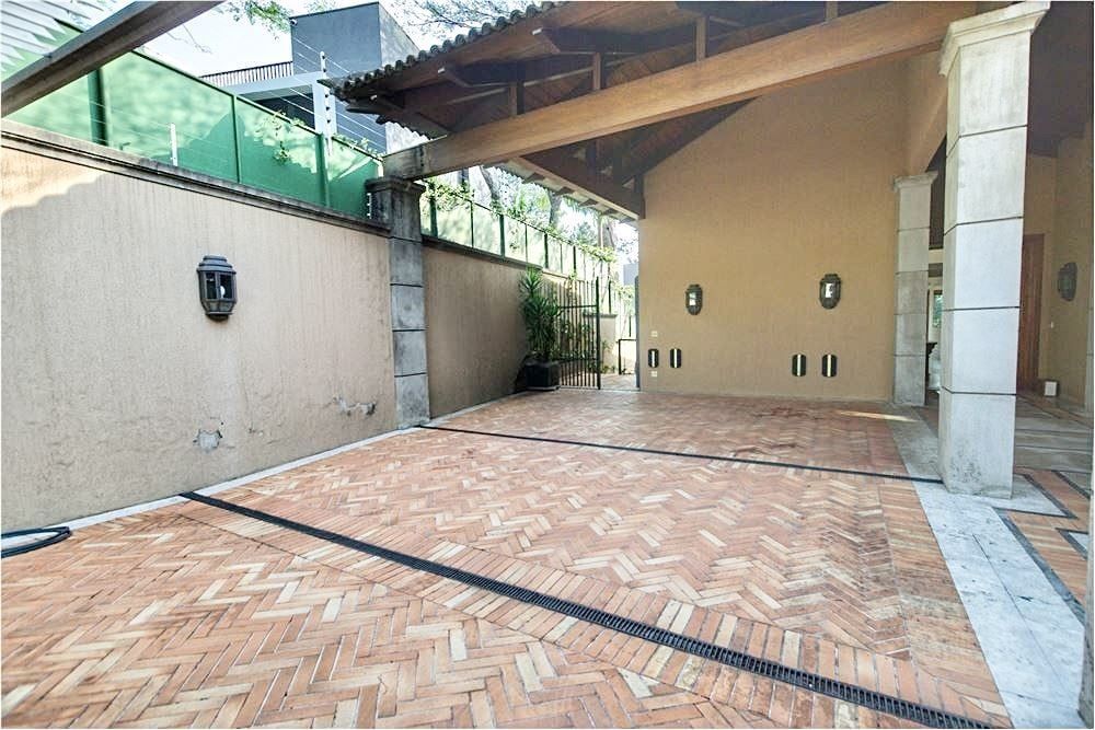 Casa de Condomínio à venda com 4 quartos, 750m² - Foto 29