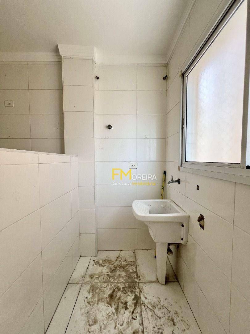 Apartamento para alugar com 2 quartos, 94m² - Foto 3