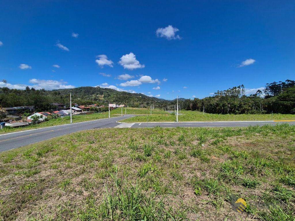 Loteamento e Condomínio, 360 m² - Foto 16