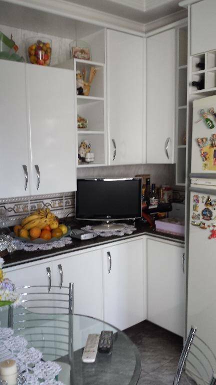 Apartamento à venda com 3 quartos, 138m² - Foto 2