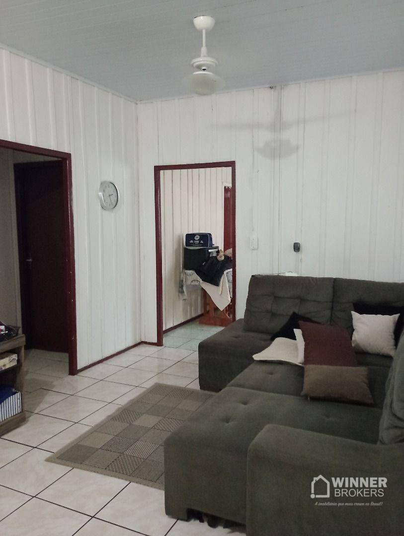 Casa à venda com 3 quartos, 300m² - Foto 3