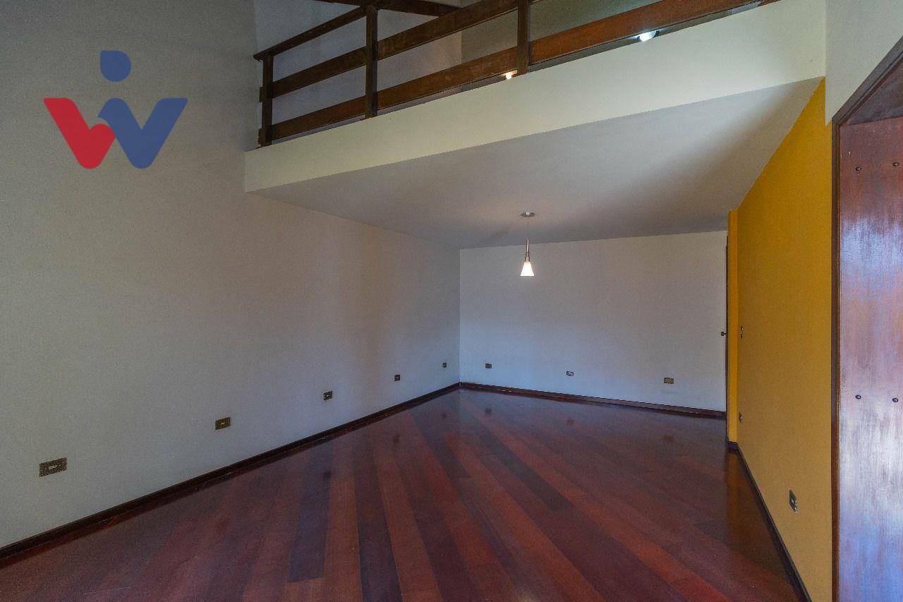 Casa para alugar com 4 quartos, 329m² - Foto 20