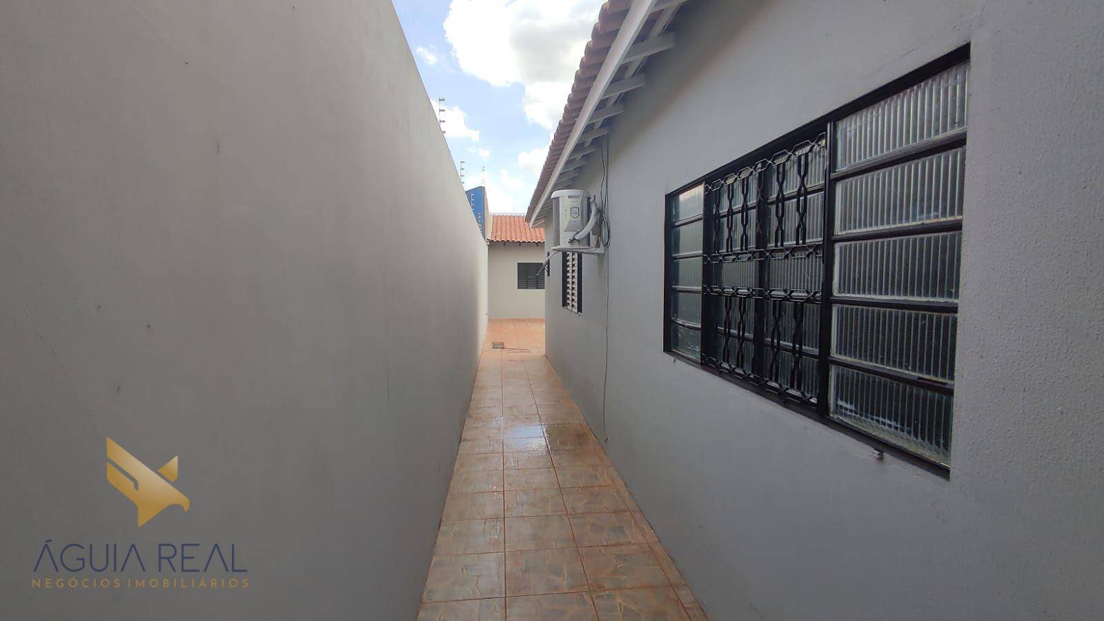 Casa à venda com 4 quartos, 213m² - Foto 17