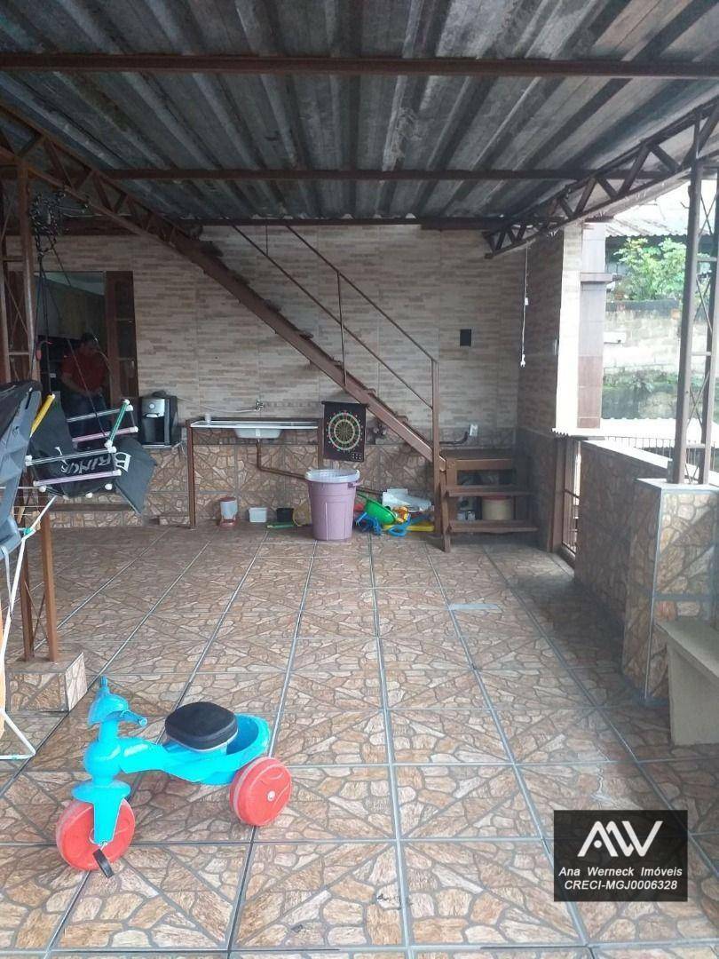 Casa de Condomínio à venda com 4 quartos, 327m² - Foto 31