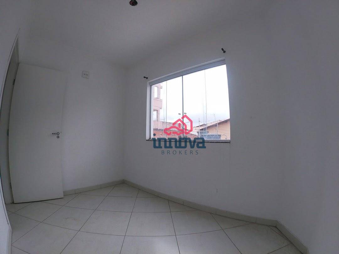 Sobrado à venda com 3 quartos, 125m² - Foto 3