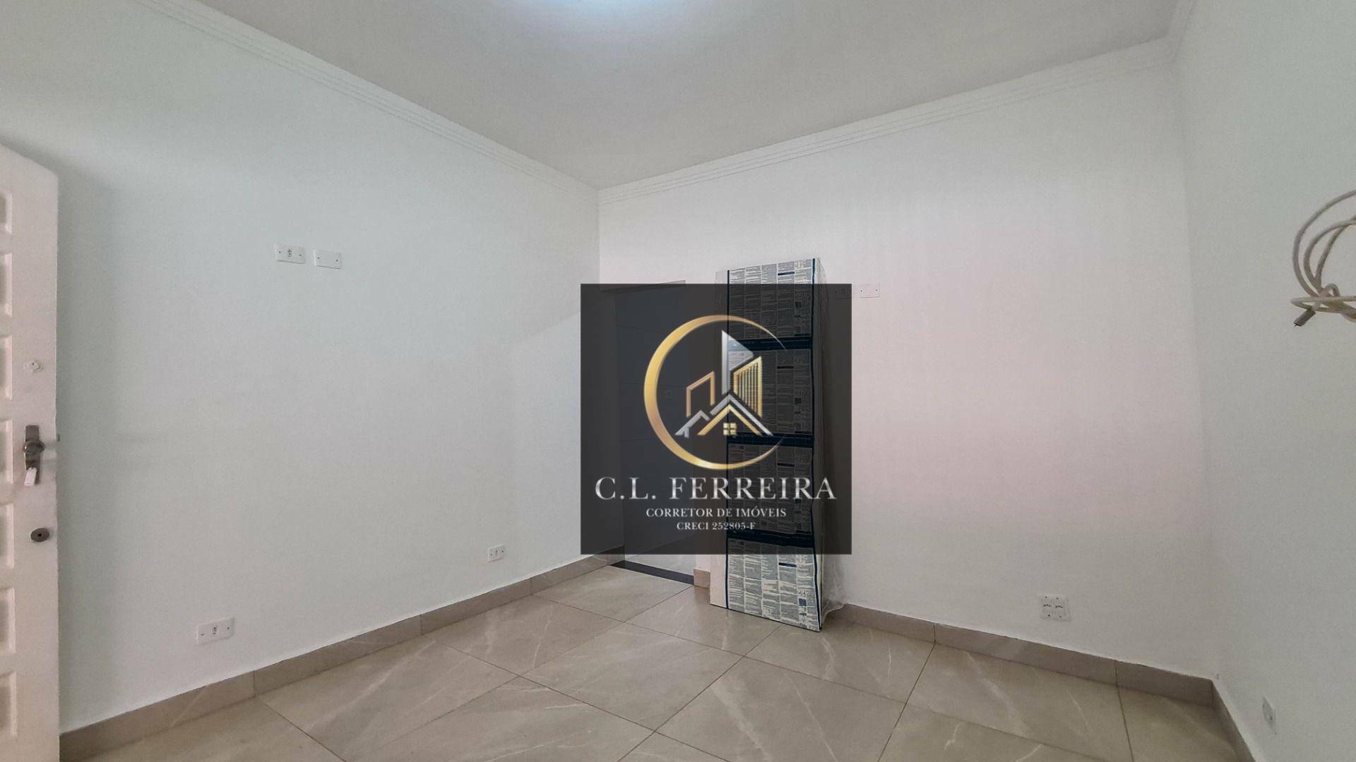 Casa à venda com 3 quartos, 90m² - Foto 4