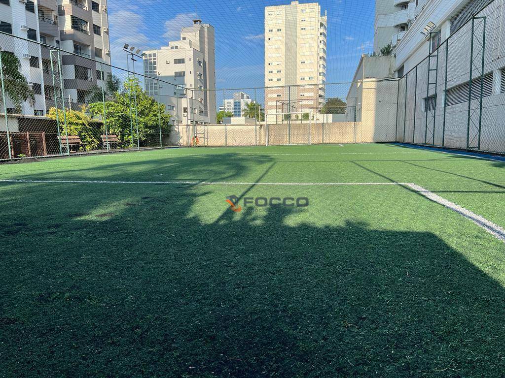 Apartamento à venda com 3 quartos, 211m² - Foto 38