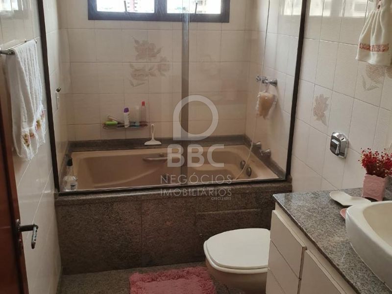 Apartamento à venda com 3 quartos, 170m² - Foto 21