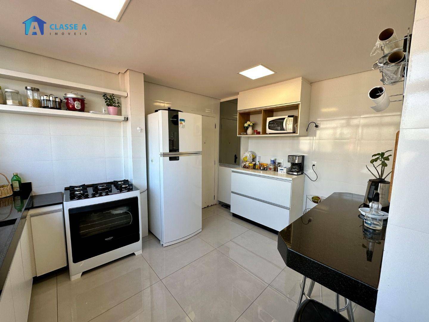 Apartamento à venda com 3 quartos, 95m² - Foto 5