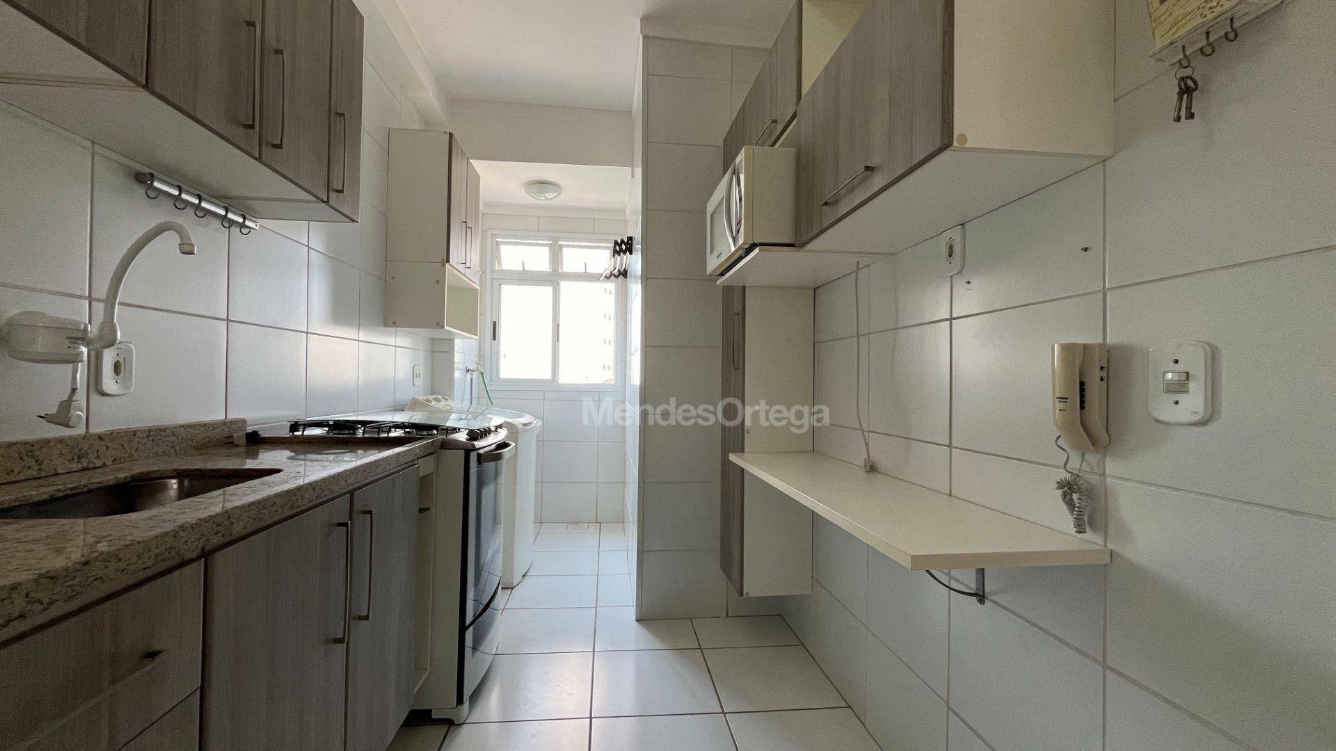 Apartamento para alugar com 2 quartos, 50m² - Foto 13