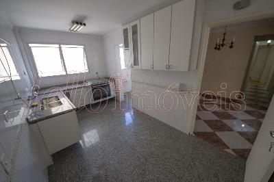 Apartamento para alugar com 3 quartos, 150m² - Foto 13