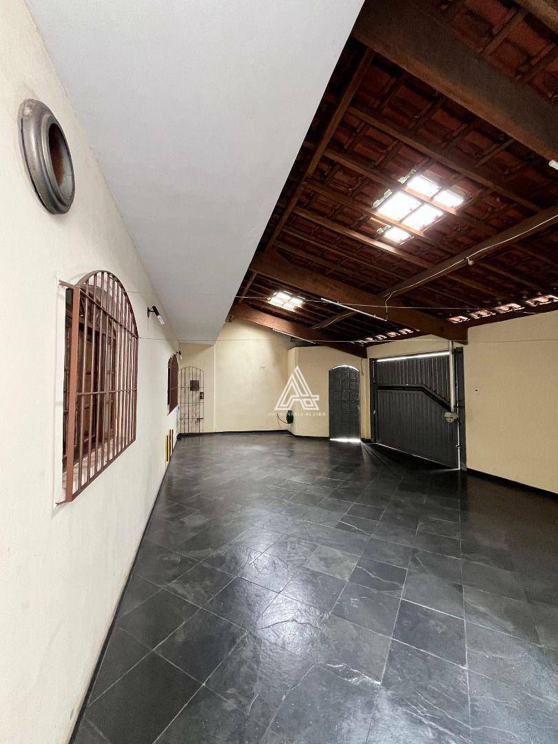 Sobrado à venda com 4 quartos, 182m² - Foto 19