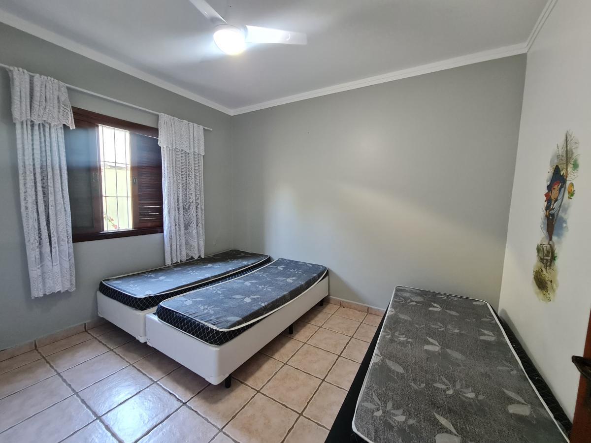 Casa à venda com 3 quartos, 360m² - Foto 10