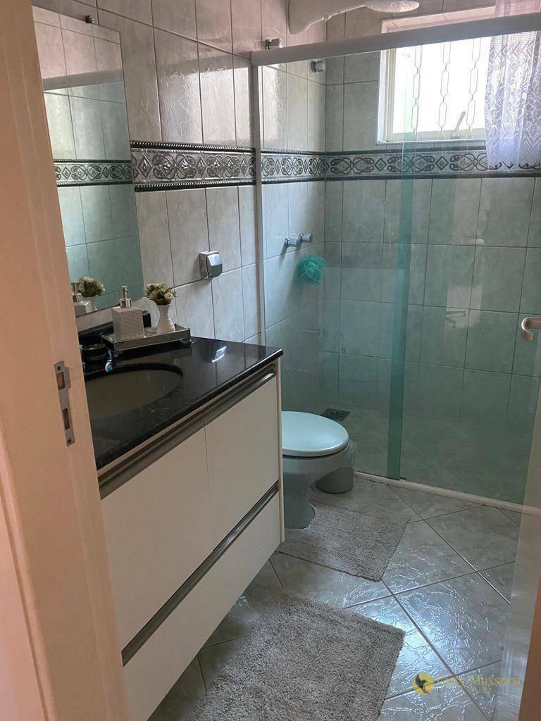 Casa à venda com 3 quartos, 230m² - Foto 10