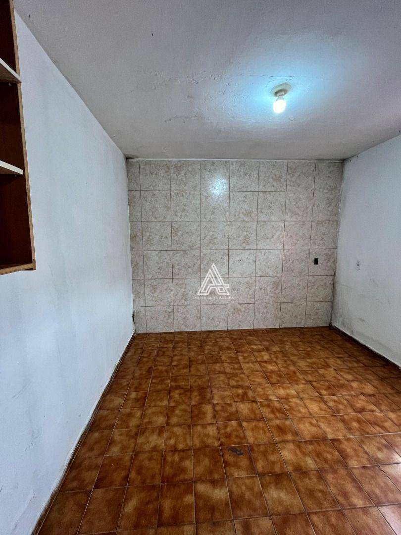 Casa para alugar com 3 quartos, 70m² - Foto 69