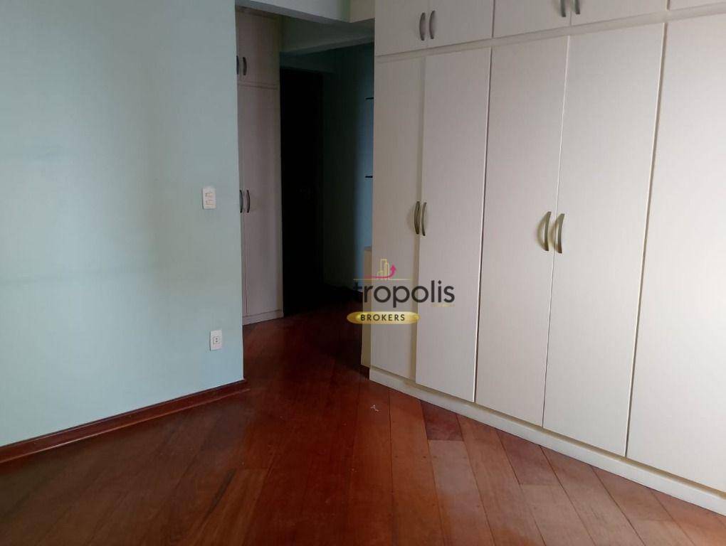 Apartamento para alugar com 3 quartos, 146m² - Foto 22