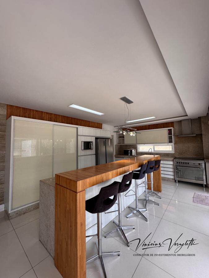 Casa para alugar com 6 quartos, 800m² - Foto 15