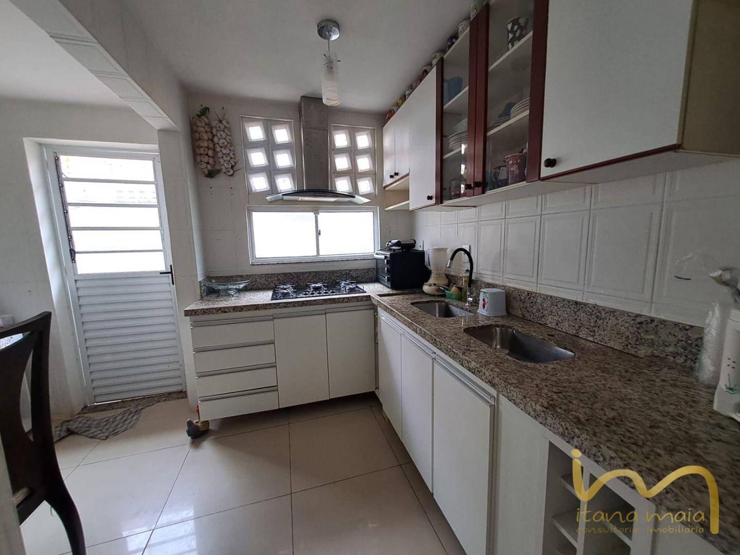 Casa à venda com 3 quartos, 120m² - Foto 19