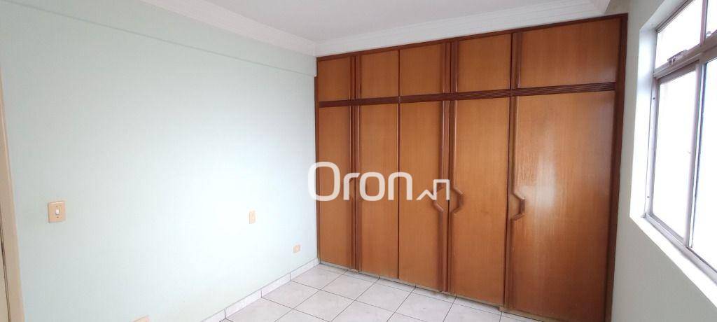 Apartamento à venda com 3 quartos, 123m² - Foto 6