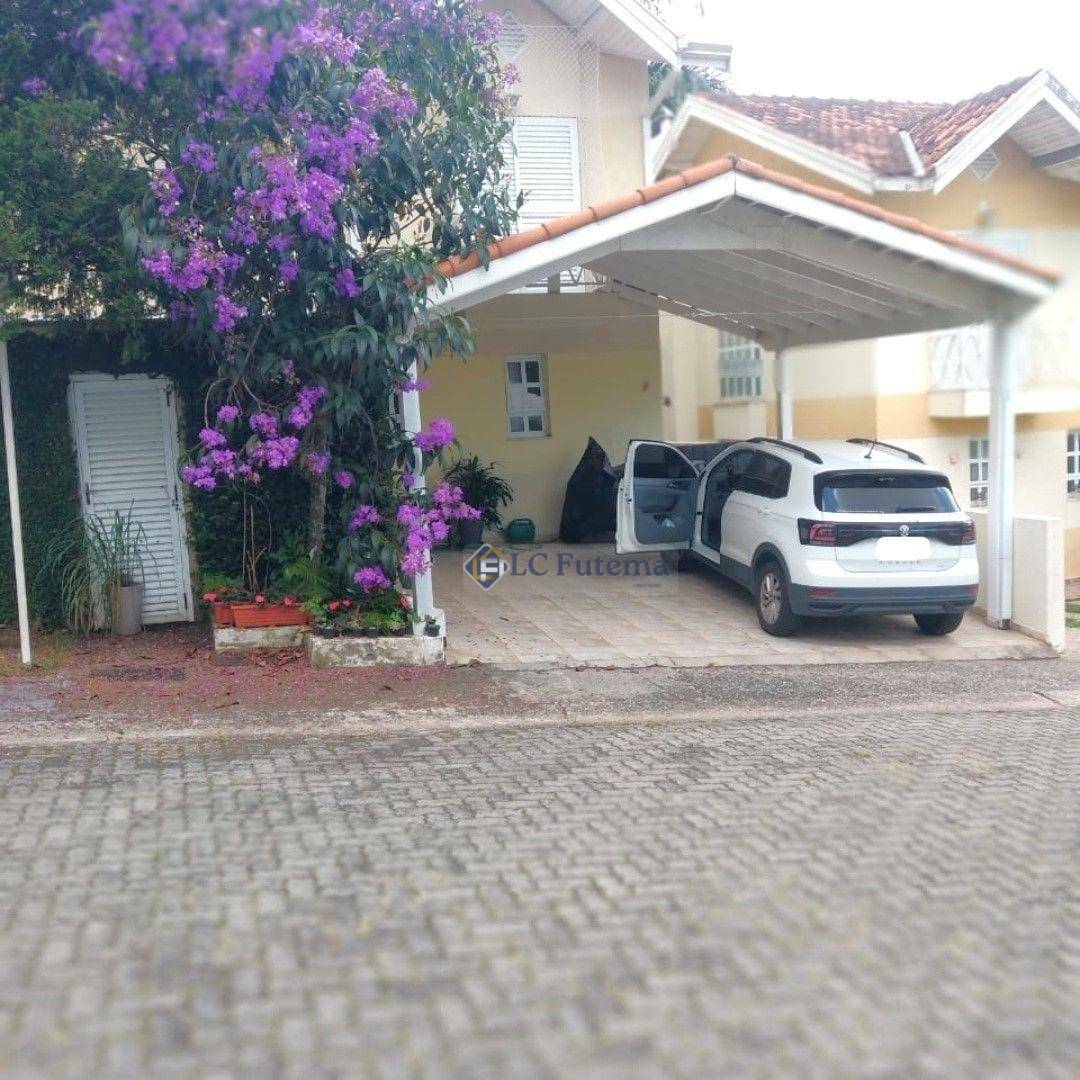 Casa de Condomínio à venda com 3 quartos, 211m² - Foto 2