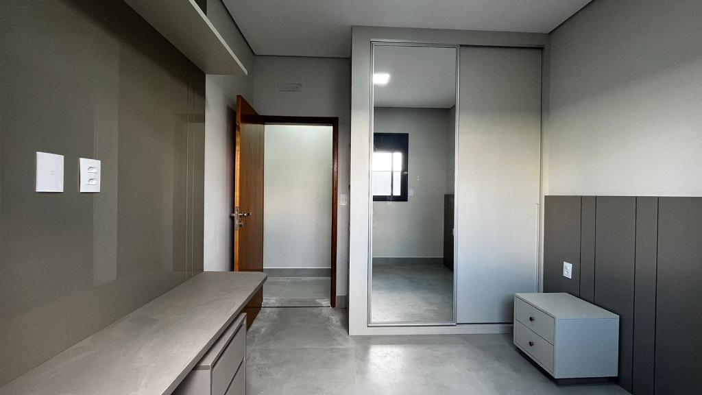 Casa à venda com 3 quartos, 200m² - Foto 9