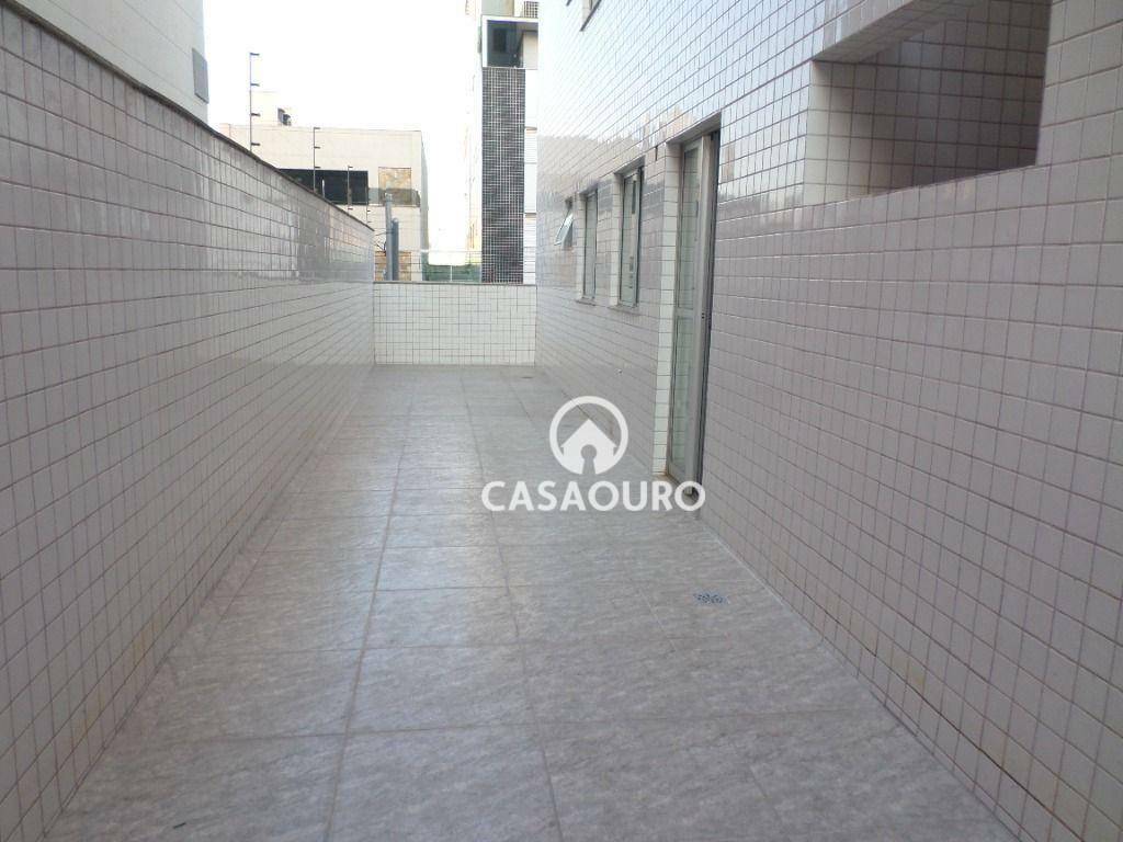 Apartamento à venda com 3 quartos, 110m² - Foto 3