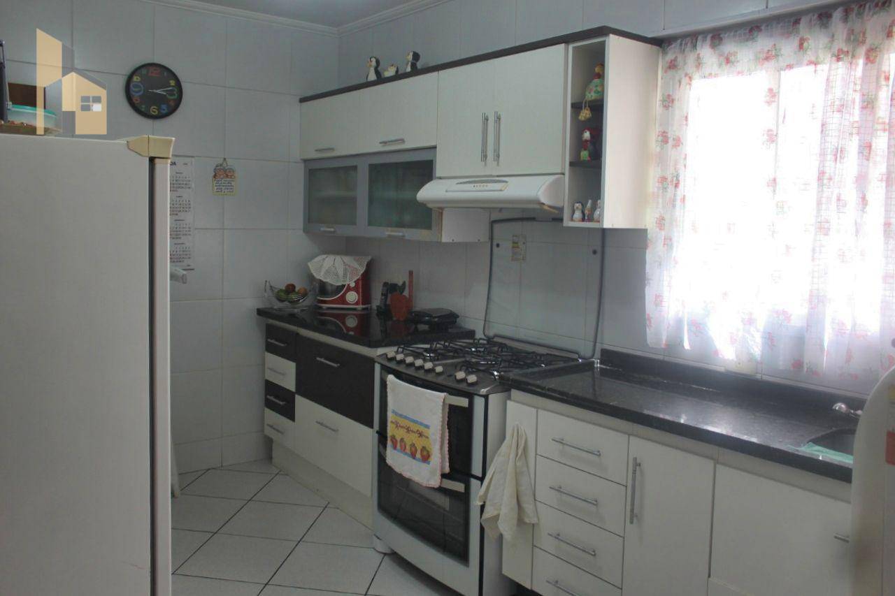 Apartamento à venda com 3 quartos, 106m² - Foto 9