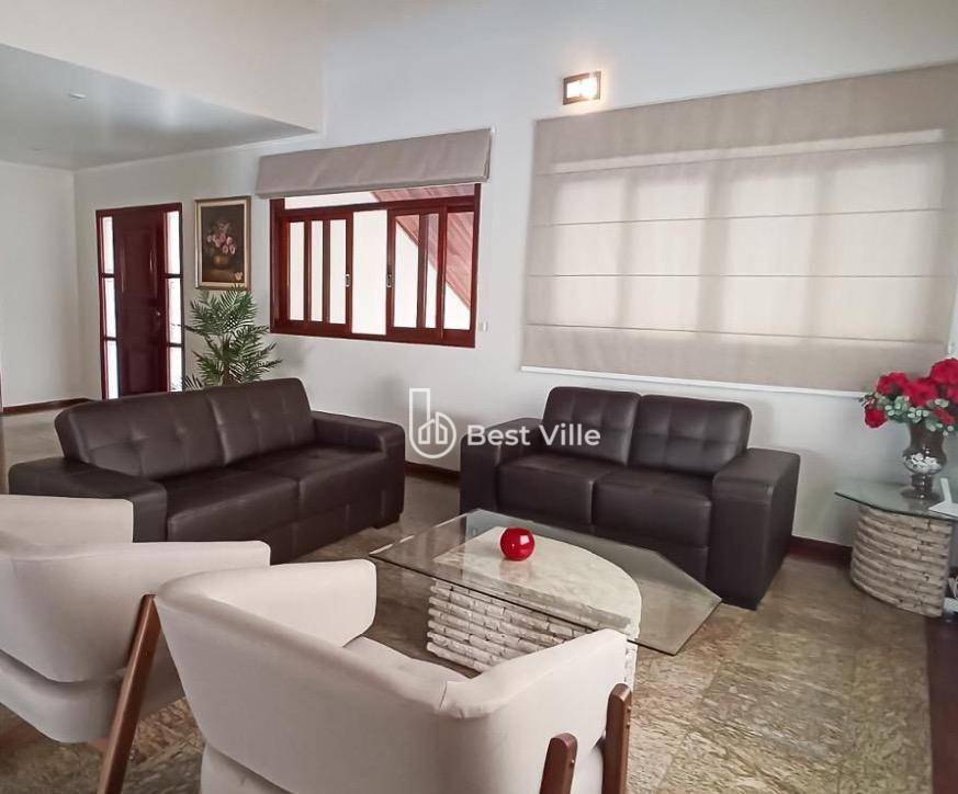 Casa de Condomínio à venda e aluguel com 4 quartos, 358m² - Foto 8