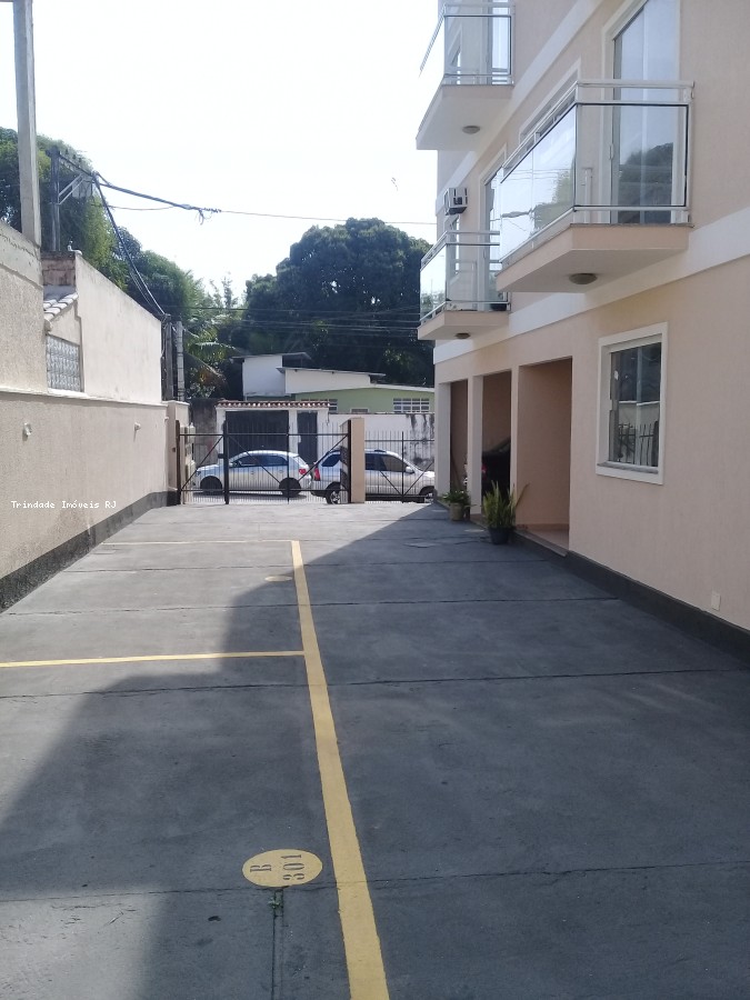 Apartamento à venda com 3 quartos, 120m² - Foto 2