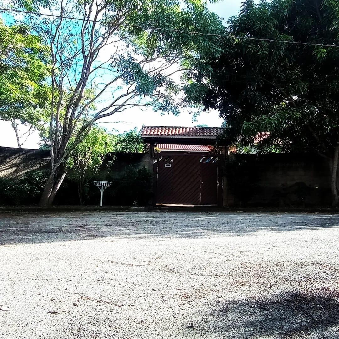 Fazenda à venda com 3 quartos, 1136m² - Foto 1