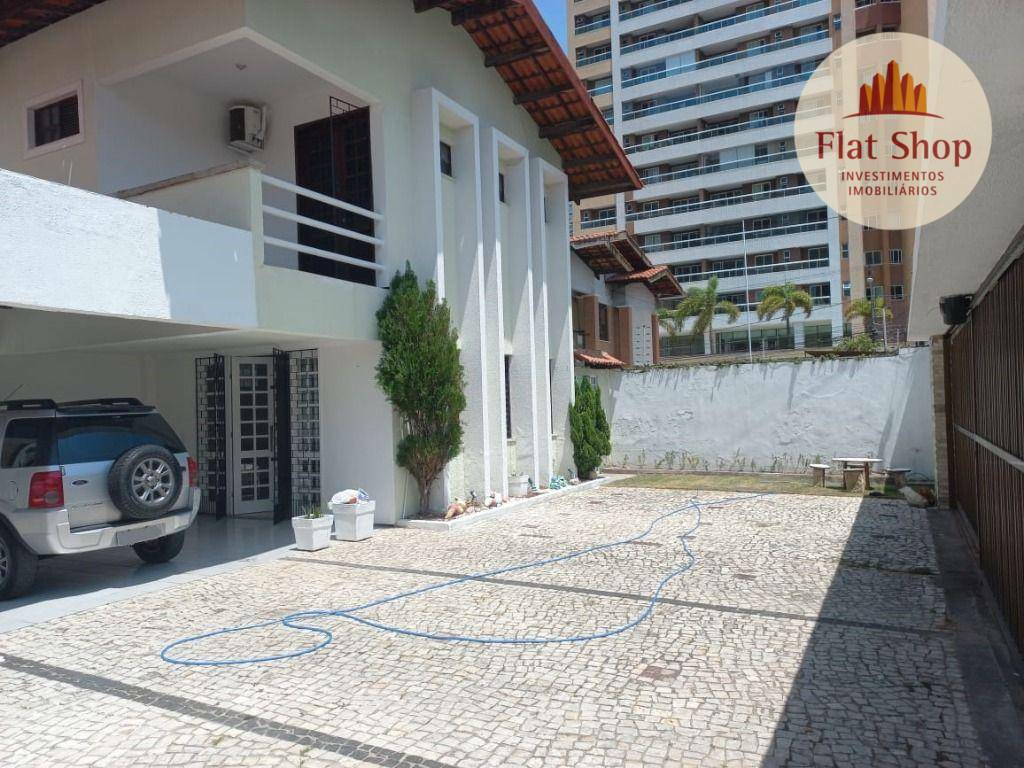 Casa de Condomínio à venda com 4 quartos, 201m² - Foto 3