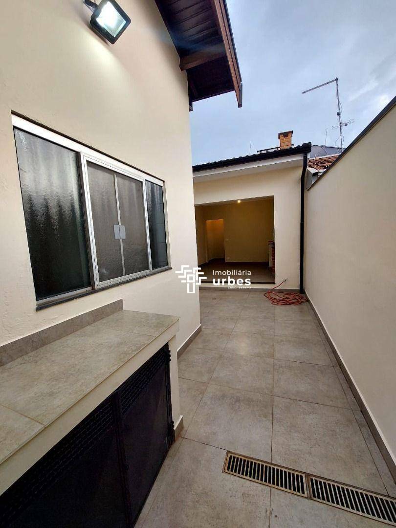 Casa para alugar com 3 quartos, 209m² - Foto 17