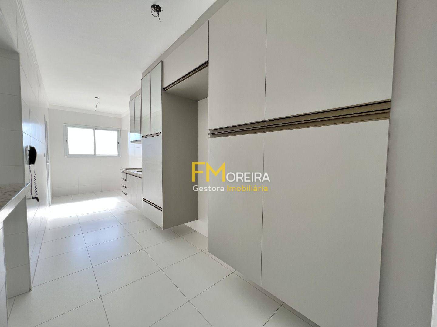 Apartamento à venda com 2 quartos, 103m² - Foto 6