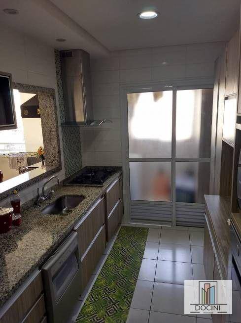 Apartamento à venda com 3 quartos, 96m² - Foto 2