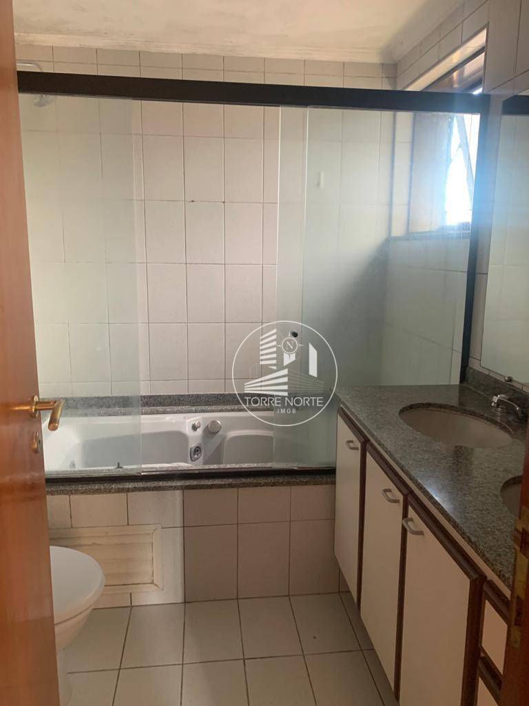 Apartamento à venda com 4 quartos, 188m² - Foto 21