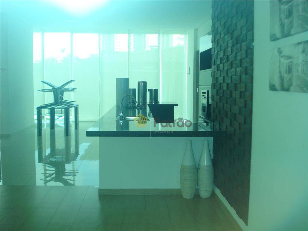 Apartamento para alugar com 3 quartos, 155m² - Foto 34
