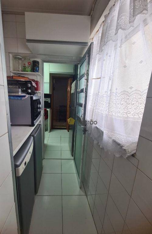 Apartamento à venda com 3 quartos, 70m² - Foto 28