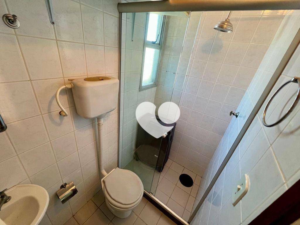 Apartamento à venda com 3 quartos, 131m² - Foto 19