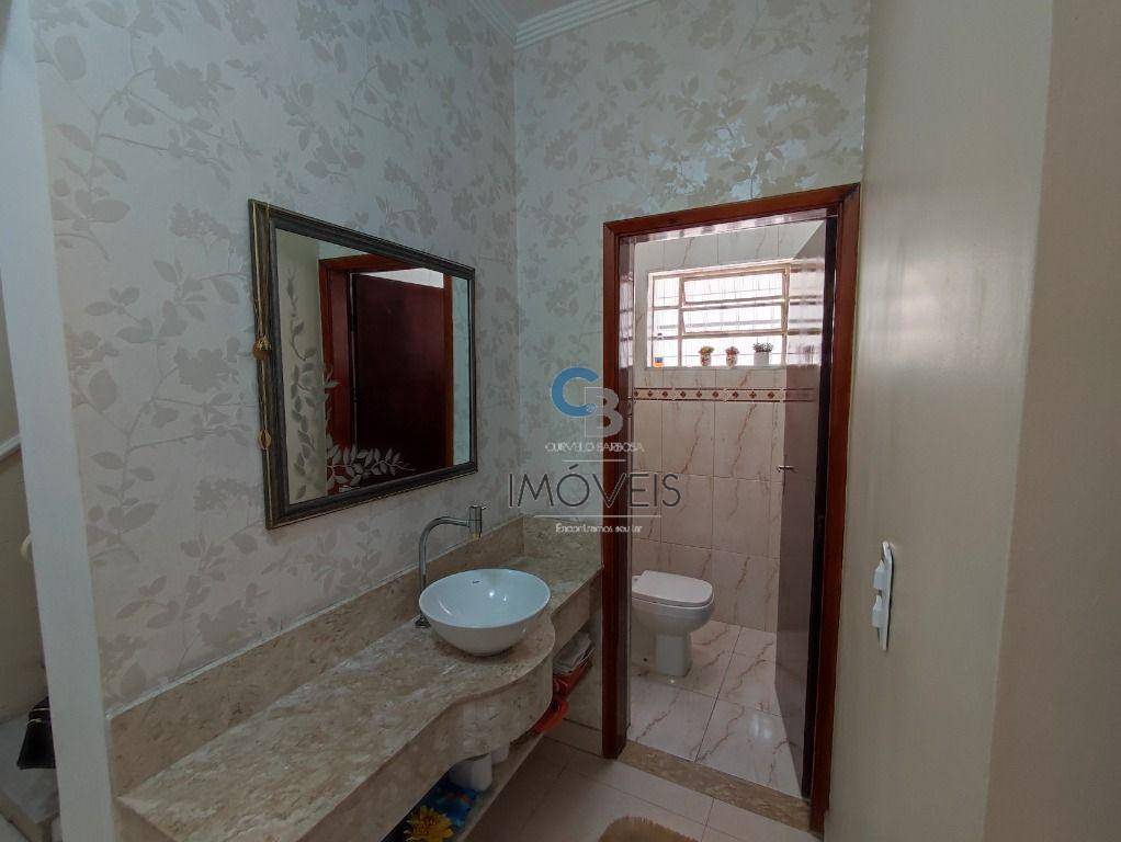 Sobrado à venda com 4 quartos, 300m² - Foto 13