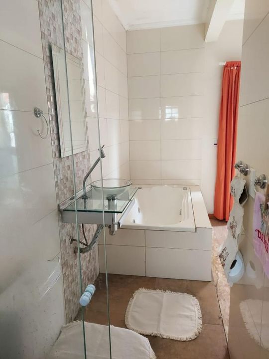 Casa à venda com 3 quartos, 200m² - Foto 7