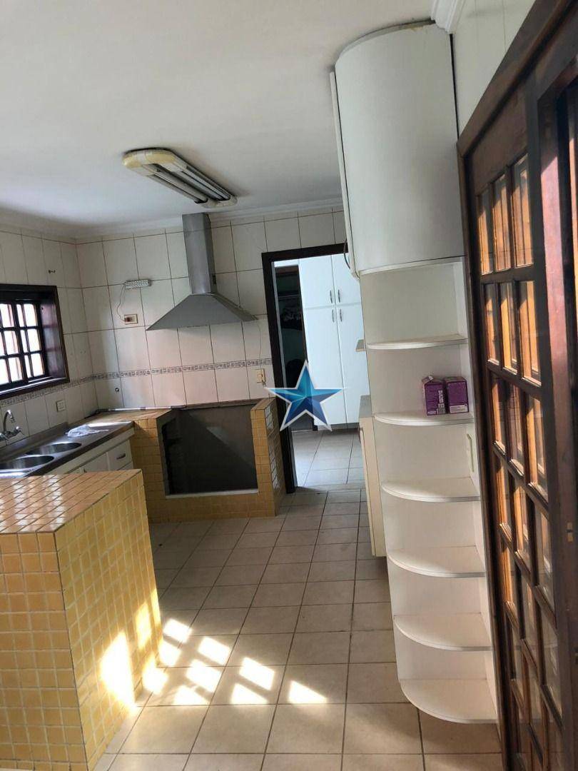 Casa à venda com 4 quartos, 500m² - Foto 8