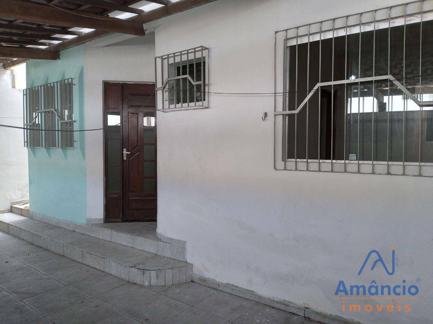 Casa para alugar com 2 quartos, 64m² - Foto 2