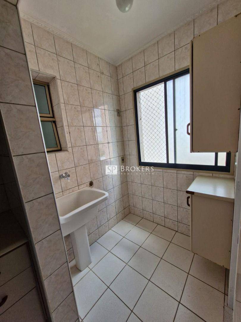 Apartamento à venda com 3 quartos, 75m² - Foto 17