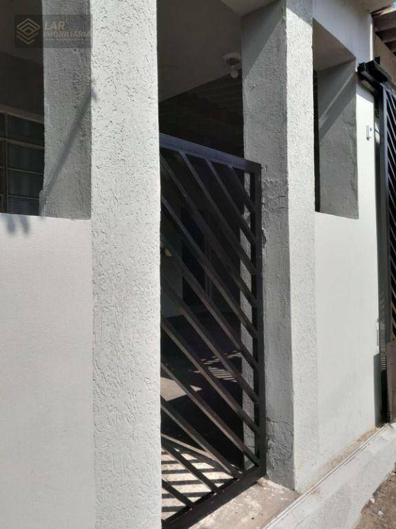 Casa, 1 quarto, 225 m² - Foto 2