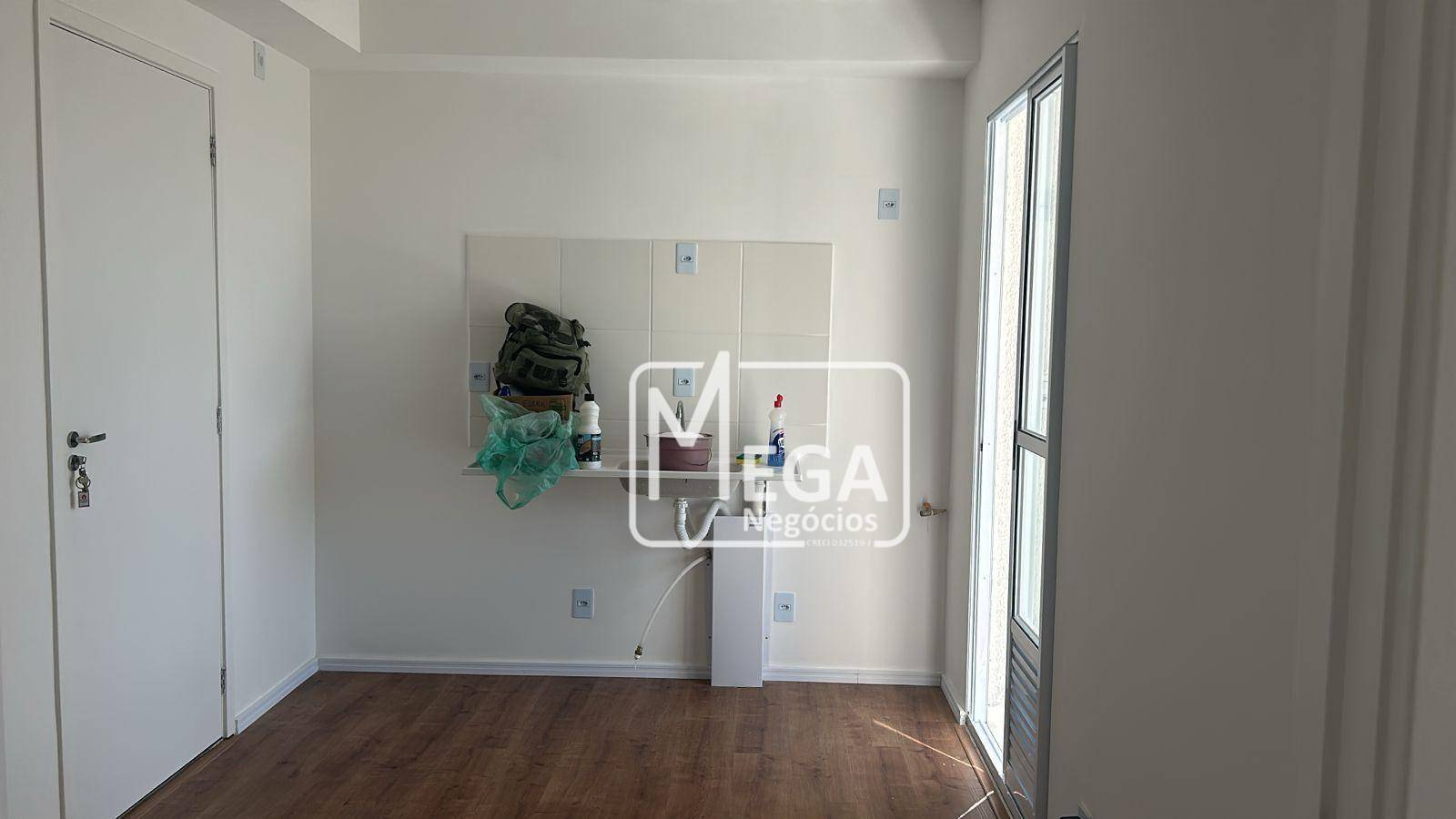 Apartamento à venda com 1 quarto, 62m² - Foto 2