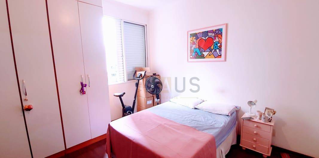 Apartamento à venda com 3 quartos, 180m² - Foto 18