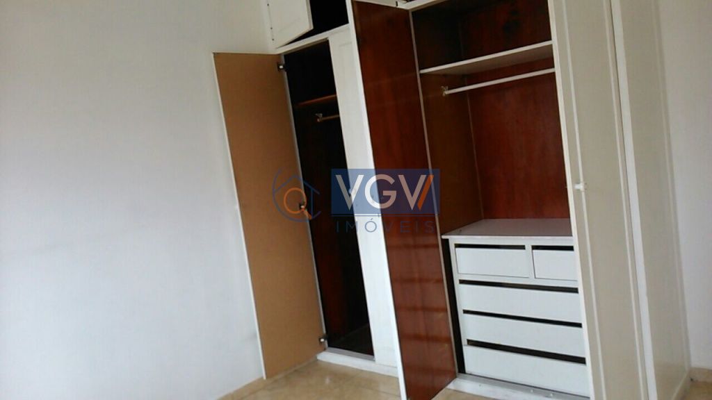 Apartamento para alugar com 2 quartos, 60m² - Foto 9