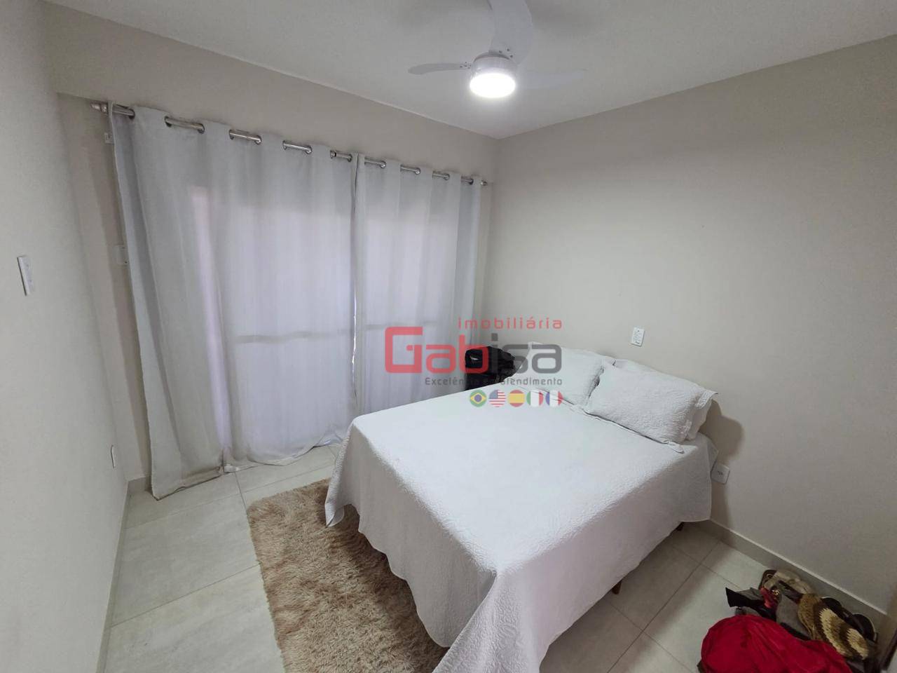 Apartamento para alugar com 2 quartos, 110m² - Foto 17