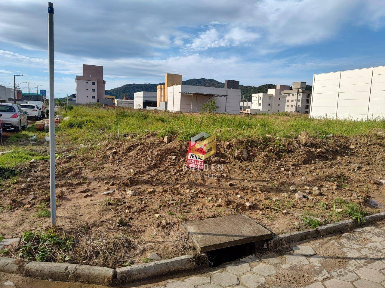 Loteamento e Condomínio, 396 m² - Foto 1