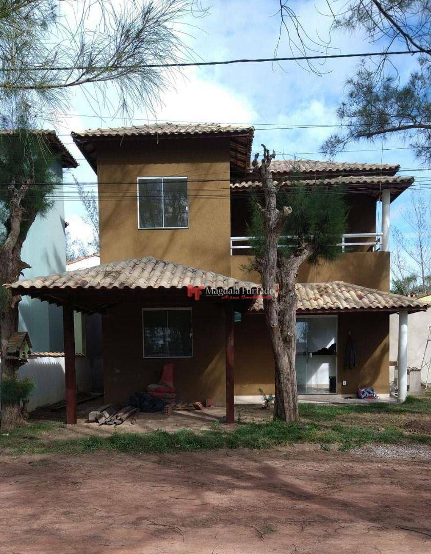 Casa à venda com 3 quartos, 98m² - Foto 2